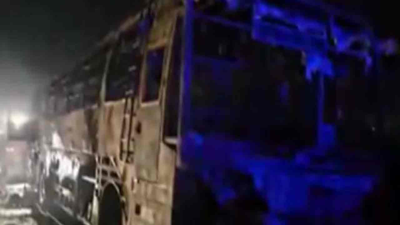 Burnt Alive: బ‌స్సులో అగ్నిప్ర‌మాదం.. 9 మంది స‌జీవ‌ద‌హ‌నం
