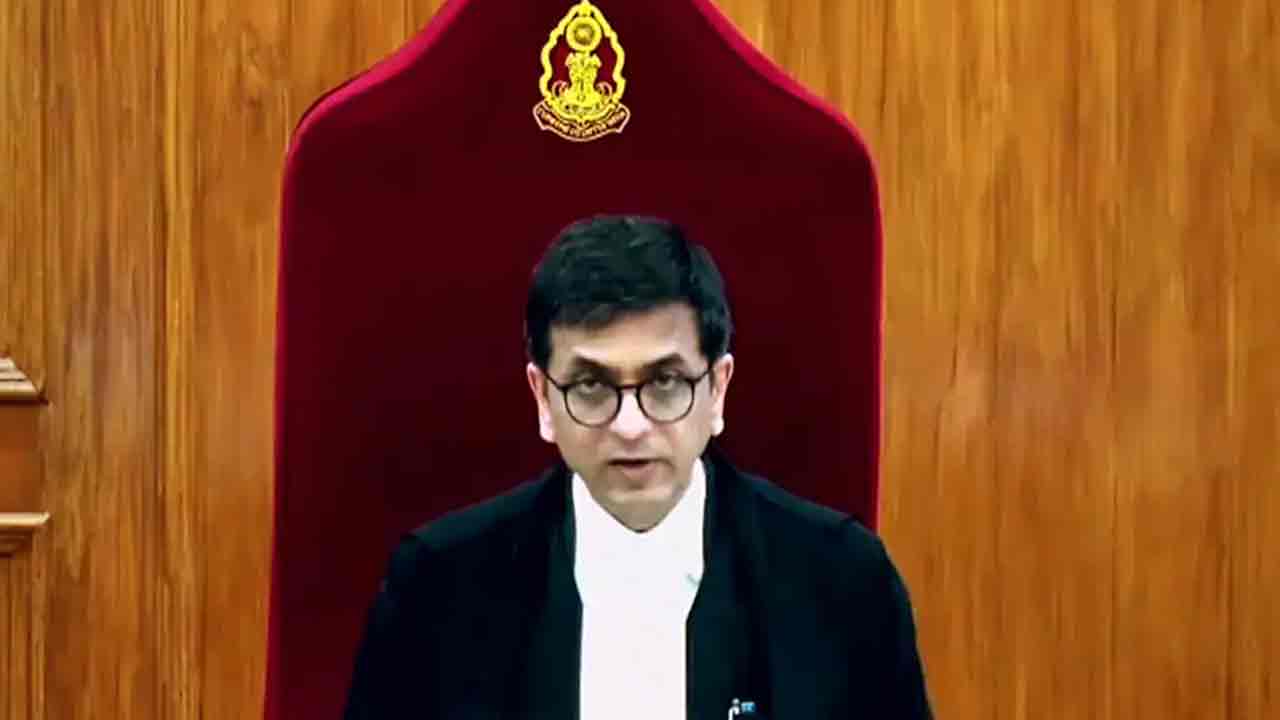 CJI DY Chandrachud: సూప‌ర్‌న్యూమెర‌రీ పోస్టుల‌ను ఎందుకు సృష్టించారు..  బెంగాల్ స‌ర్కార్‌కు సుప్రీం ప్ర‌శ్న‌