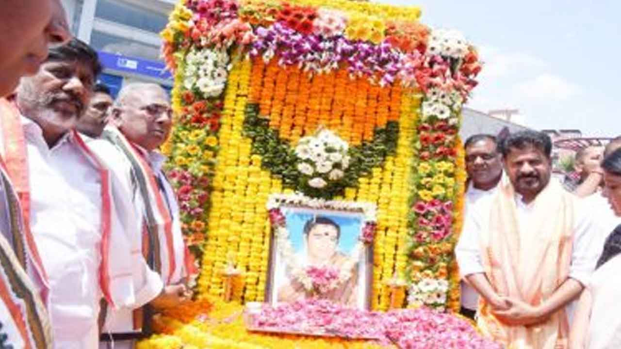 సీఎంవోలో కోడ్‌ ఉల్లంఘనలు