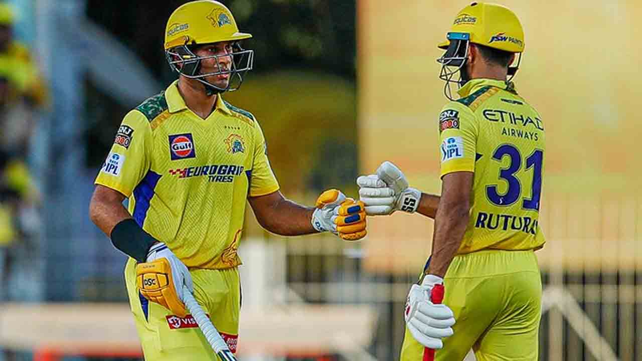 CSK vs RR | గైక్వాడ్ కెప్టెన్ ఇన్నింగ్స్.. ప్లే ఆఫ్స్‌లో నిలిచిన చెన్నై