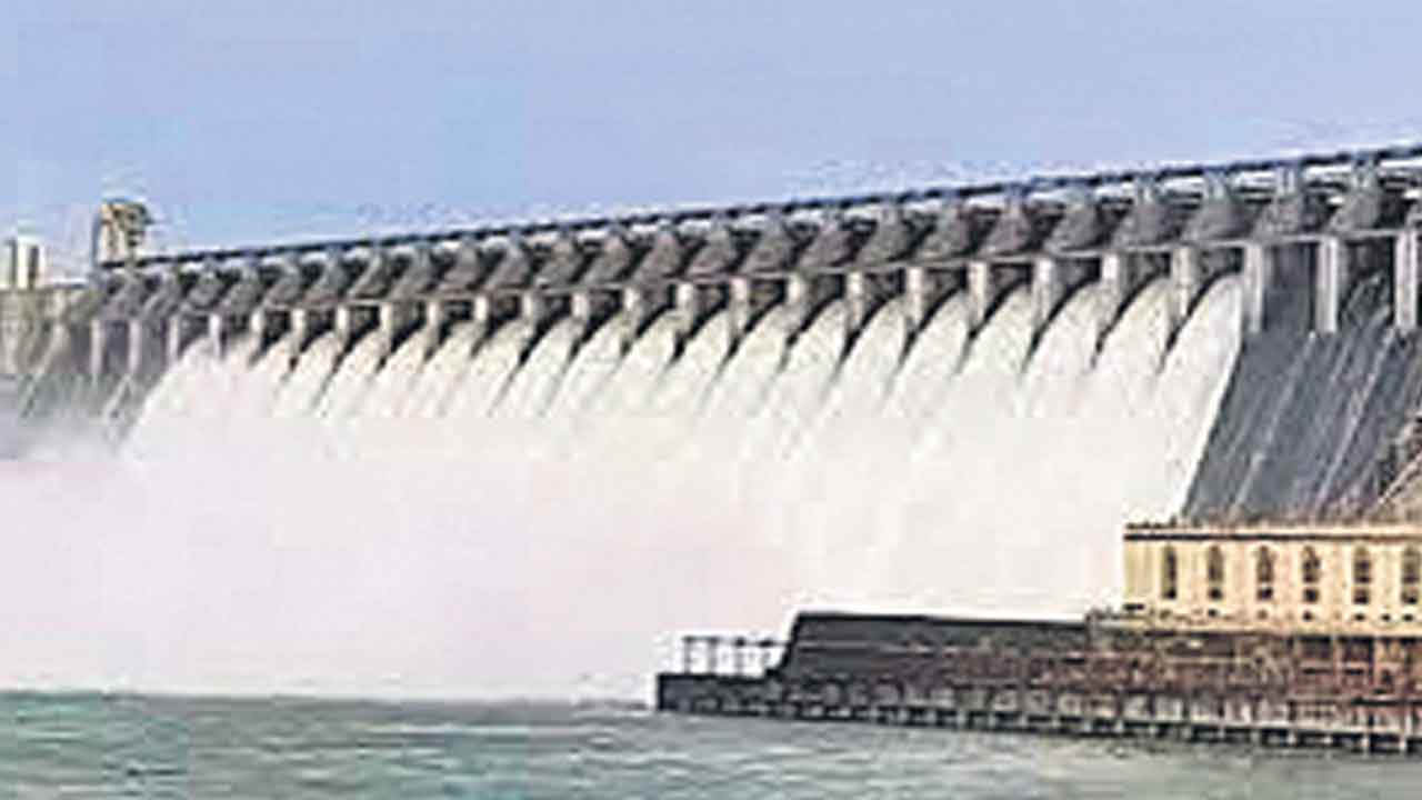 డ్యాములు, బరాజ్‌ల భద్రతపై ఫోకస్‌