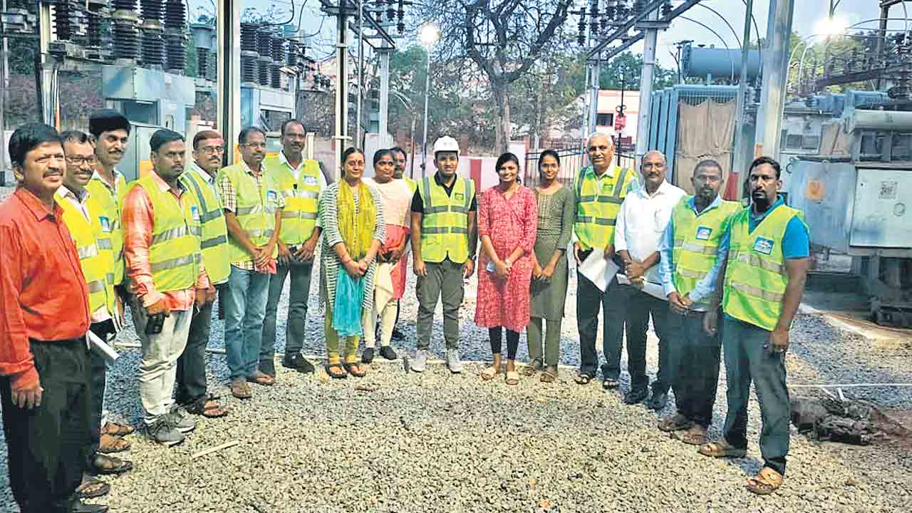 ఎన్నికల వేళ.. అంతరాయం లేకుండా..!