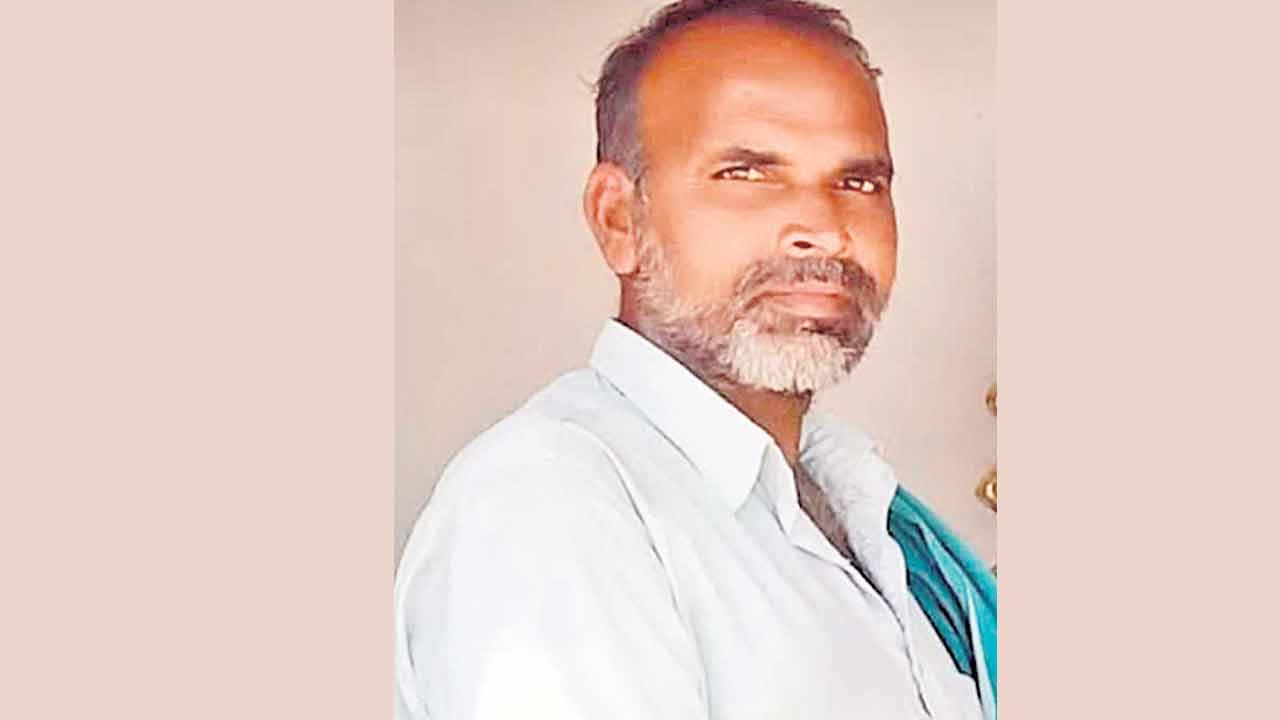 కరెంట్‌ షాక్‌తో రైతు మృతి