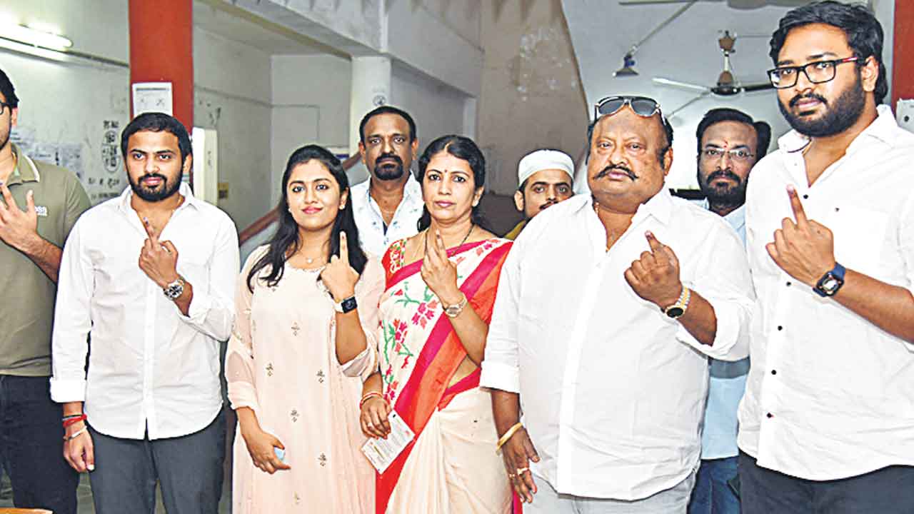 అభివృద్ధి చేసే వారిని ఎన్నుకోండి