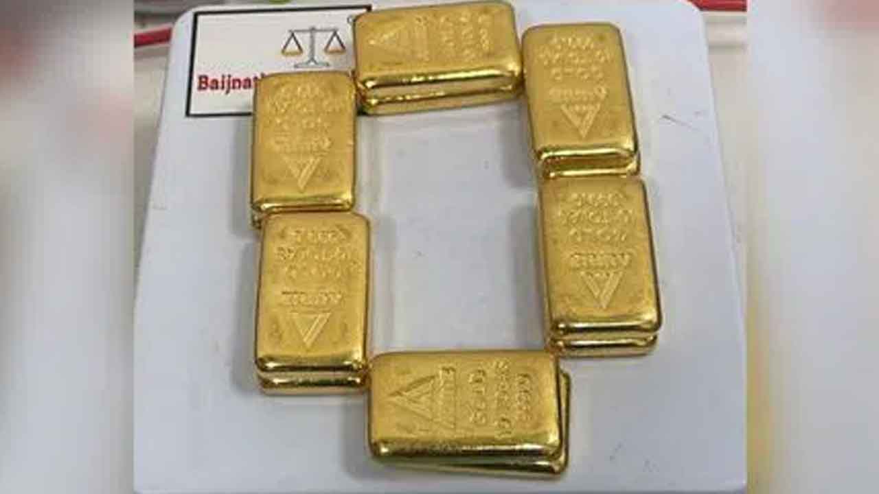 ఎయిర్‌పోర్ట్‌లో భారీగా ఆభరణాలు పట్టివేత