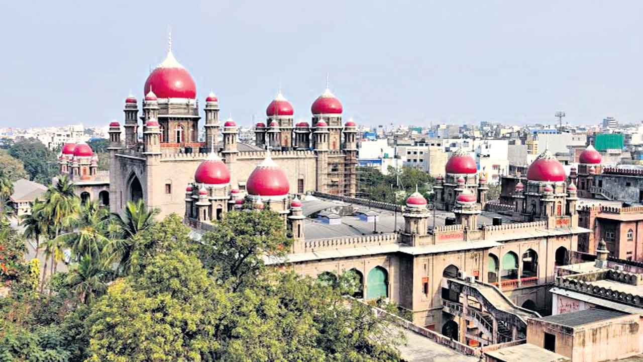 High Court | పెన్షన్‌ కానుక కాదు.. హక్కు