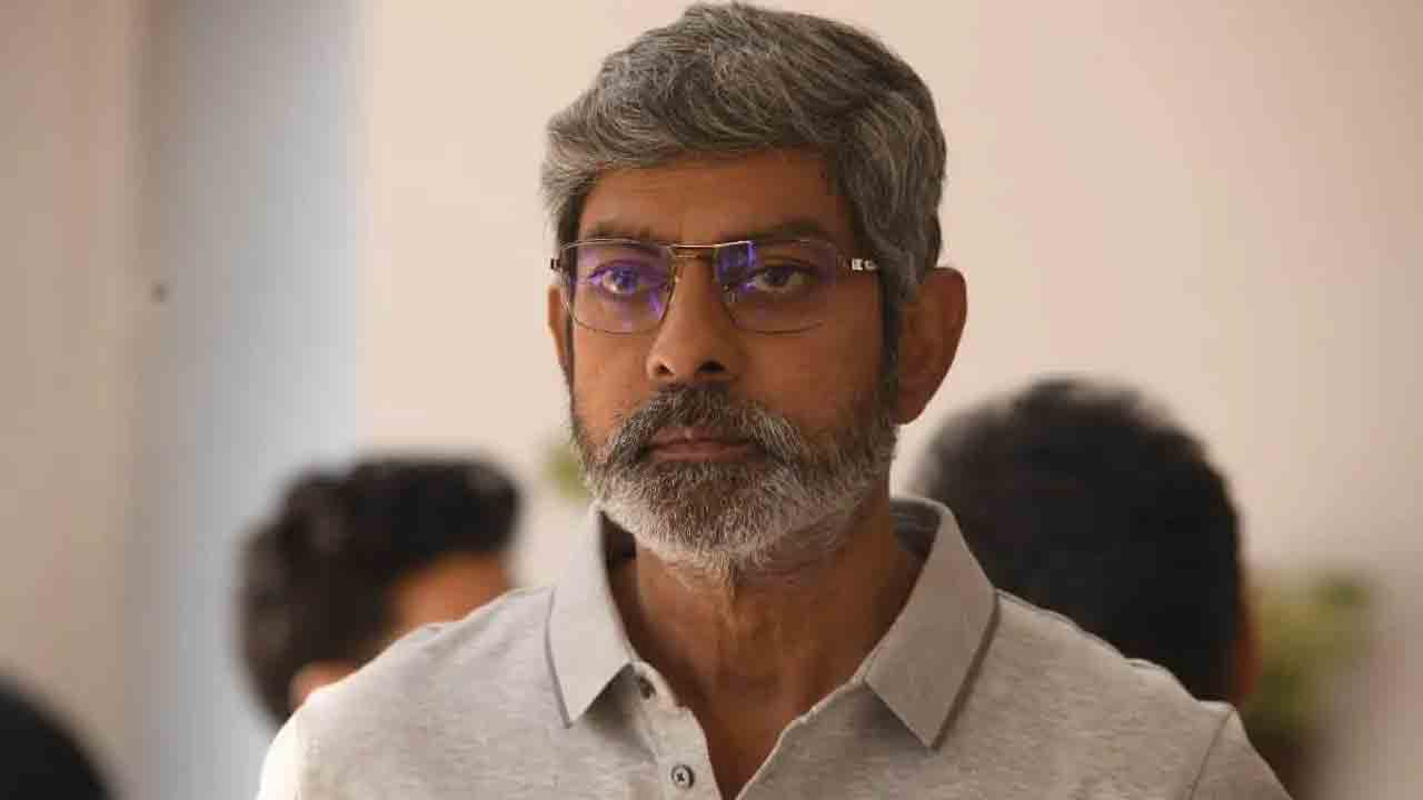 Jagapathibabu | రియల్‌ ఎస్టేట్‌ వాళ్లు నన్ను మోసం చేశారు: జగపతిబాబు షాకింగ్‌ కామెంట్స్‌