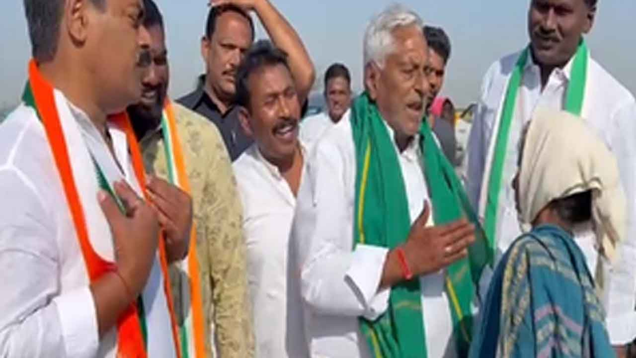 MLC Jeevan Reddy | మహిళా కూలీకి చెంపదెబ్బ.. నిజామాబాద్‌ కాంగ్రెస్‌ ఎంపీ అభ్యర్థి జీవన్‌రెడ్డి అహంకారం