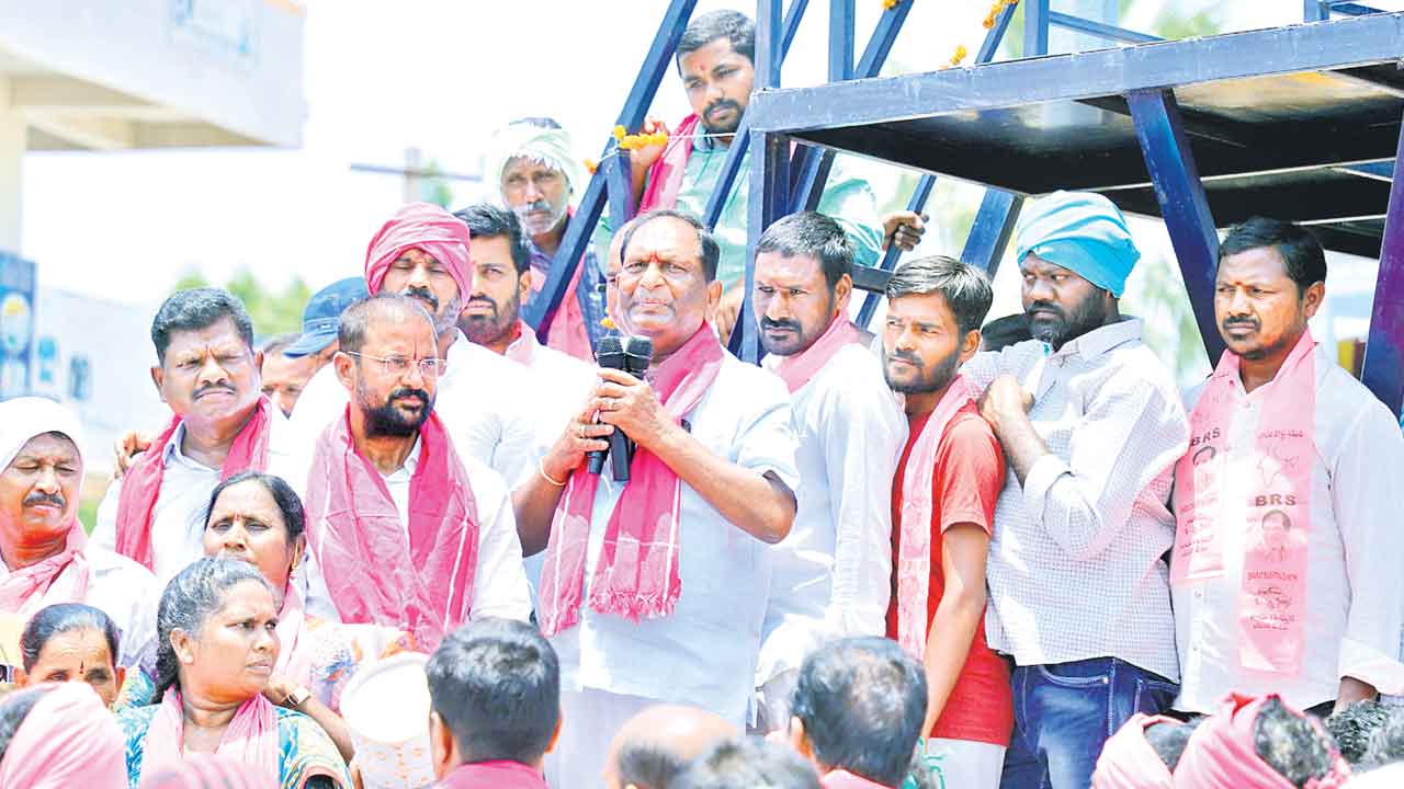 వారిది వ్యాపారం.. నాది పోరాటం