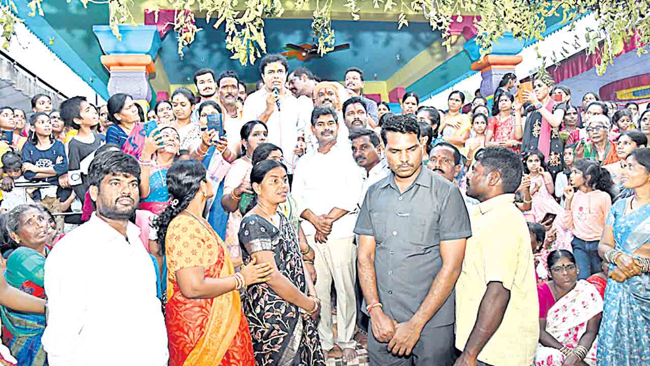 అమ్మవార్ల దీవెనలుండాలి