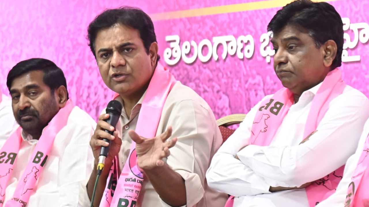 KTR | కావాల్సింది అధికార స్వరాలు కాదు.. ధిక్కార స్వరాలు : కేటీఆర్‌