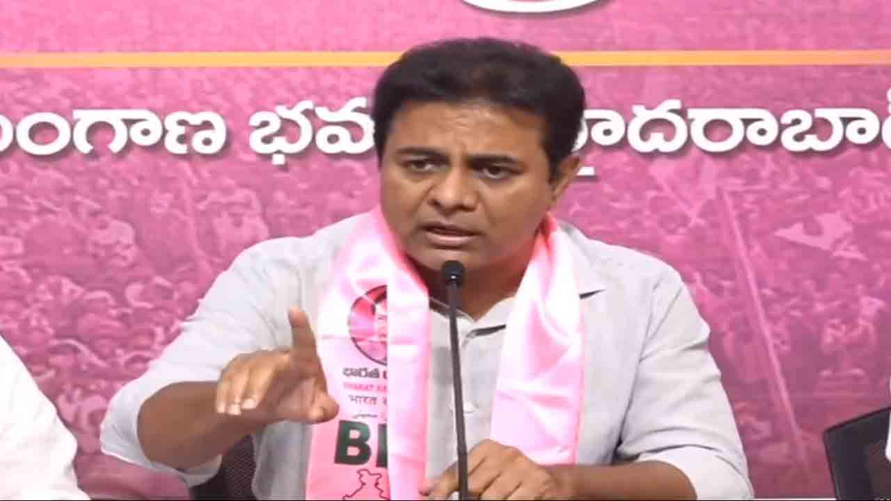 KTR | ఆ 32 వేల‌ ఉద్యోగాలు రేవంత్ ఇయ్య‌లే.. కేసీఆరే ఇచ్చిండు : కేటీఆర్