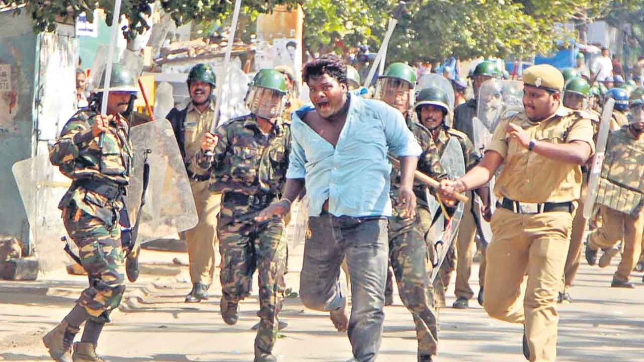 ఉద్యమానికి నై.. సంబురానికి సై