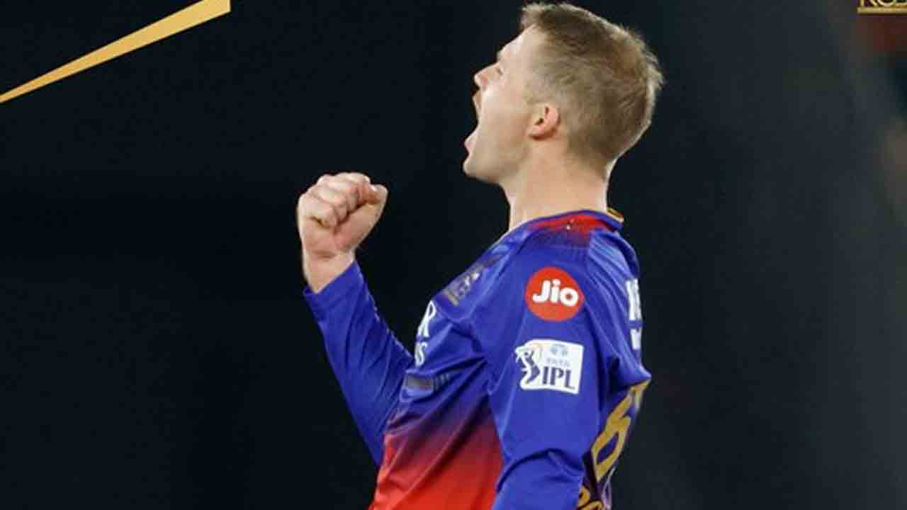 RCB vs RR | తొలి వికెట్ కోల్పోయిన రాజ‌స్థాన్.. ప‌వ‌ర్ ప్లేలో స్కోర్..?