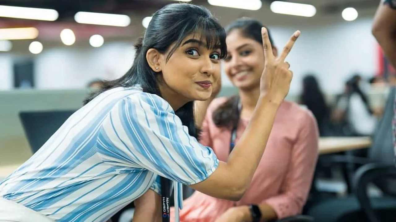 Mamitha Baiju | ప్రేమలు హీరోయిన్‌ అసలు పేరు మమిత కాదట.. వాళ్ల ఒక్క పొరపాటుతో జాతకమే మారిపోయింది!