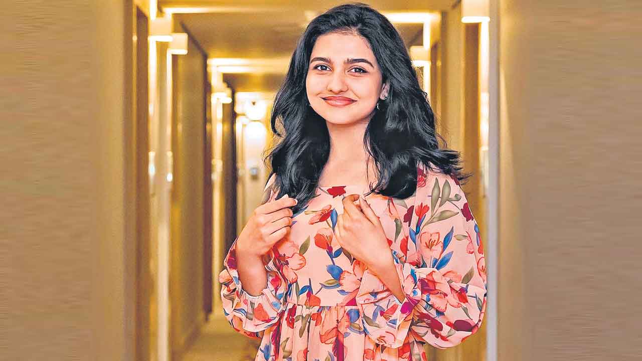 Mamitha Baiju | నా పేరు వెనుక చాలా కథ ఉందంటున్న మమిత