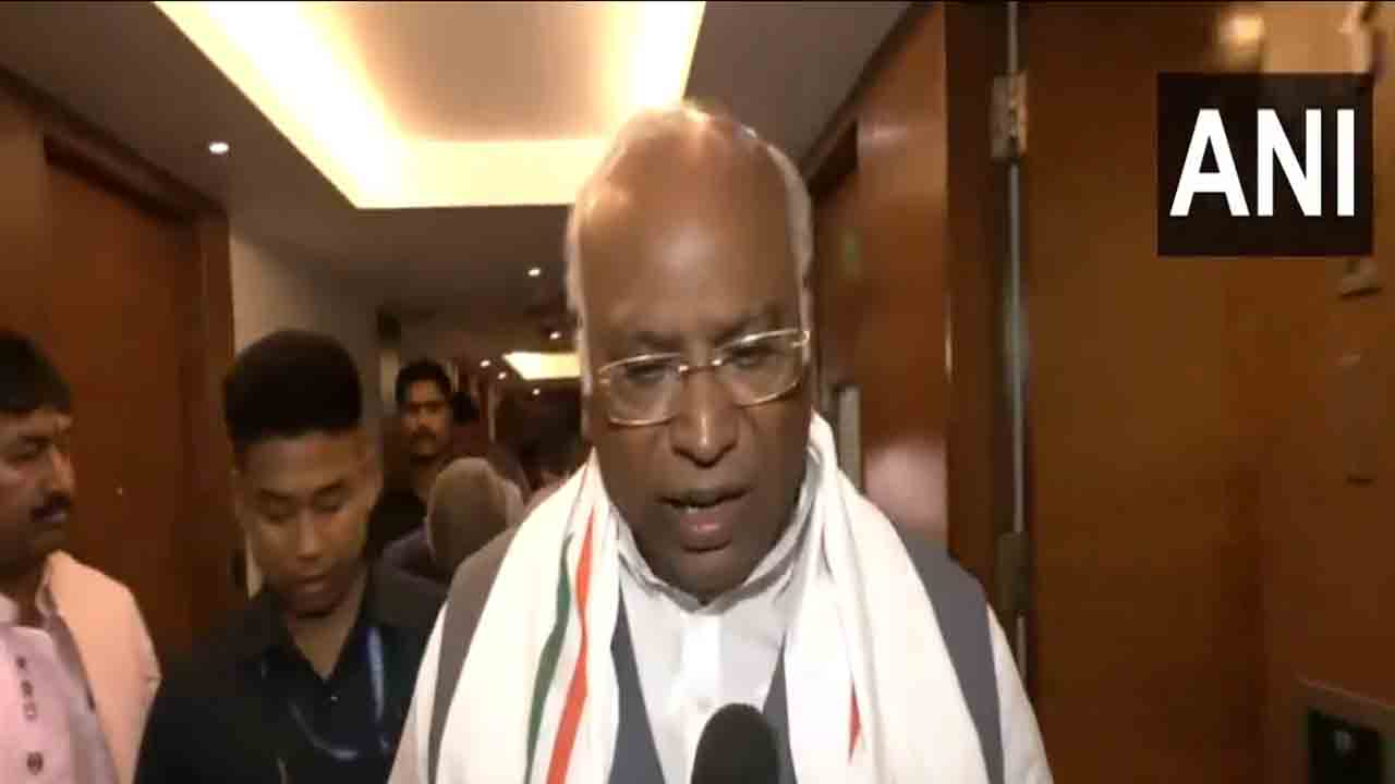 Loksabha Elections 2024 | కాషాయ పార్టీపై ప్ర‌జ‌ల్లో తీవ్ర వ్య‌తిరేక‌త : మ‌ల్లికార్జున్ ఖ‌ర్గే