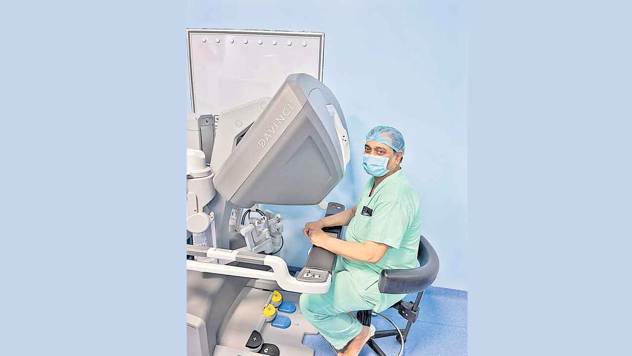 ఎంఎన్‌జేలో 100 రోబోటిక్‌ శస్త్ర చికిత్సలు విజయవంతం