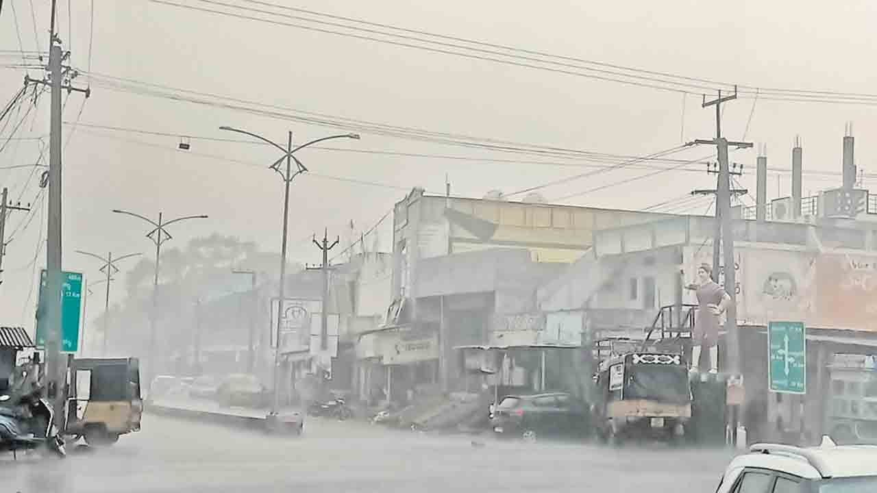 జిల్లాలో మోస్తరు వర్షం