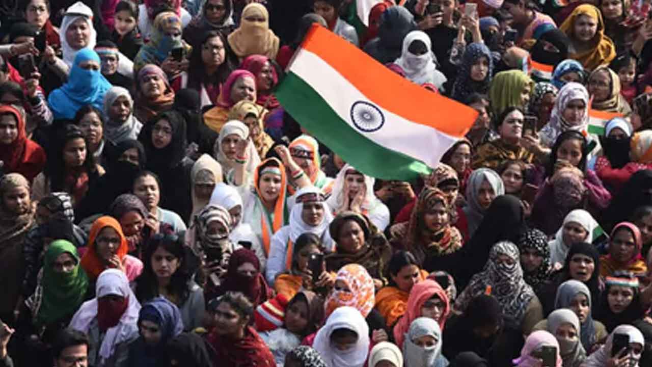 Muslim Population | ముస్లింల జనాభాపై రాజకీయ రగడ.. ఎన్నికల్లో రాజకీయ అస్త్రంగా కేంద్రం డాటా