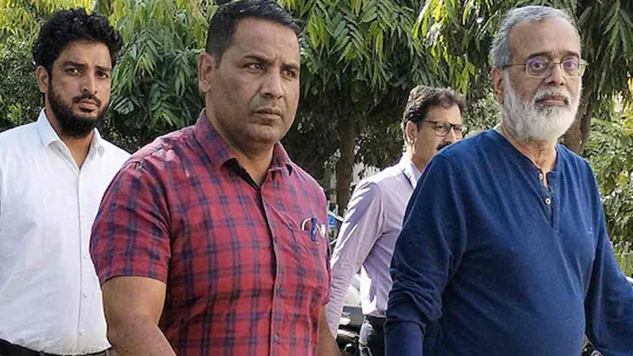 NewsClick Editor: న్యూస్‌క్లిక్ ఎడిట‌ర్ విడుద‌ల‌కు సుప్రీంకోర్టు ఆదేశాలు