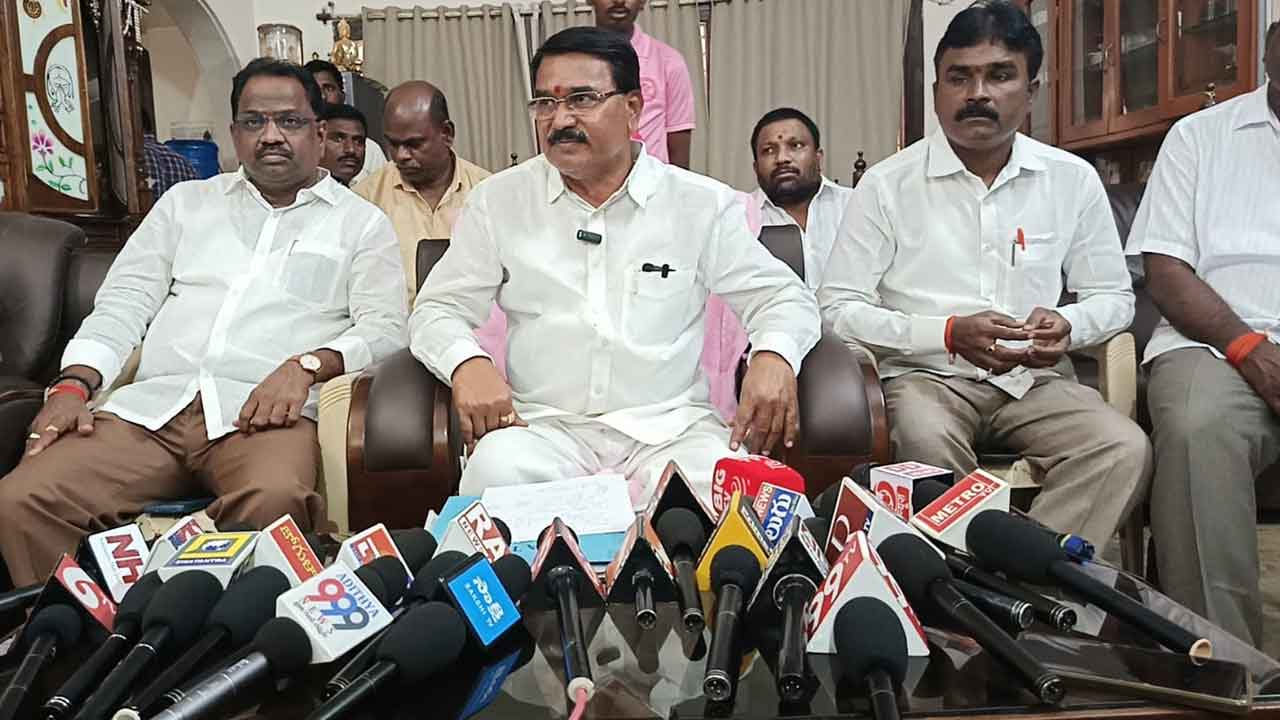 Niranjan Reddy | కాంగ్రెస్‌కు ఓటేస్తే.. ప్రజలను మోసం చేసిన పార్టీని ఆమోదించినట్లే