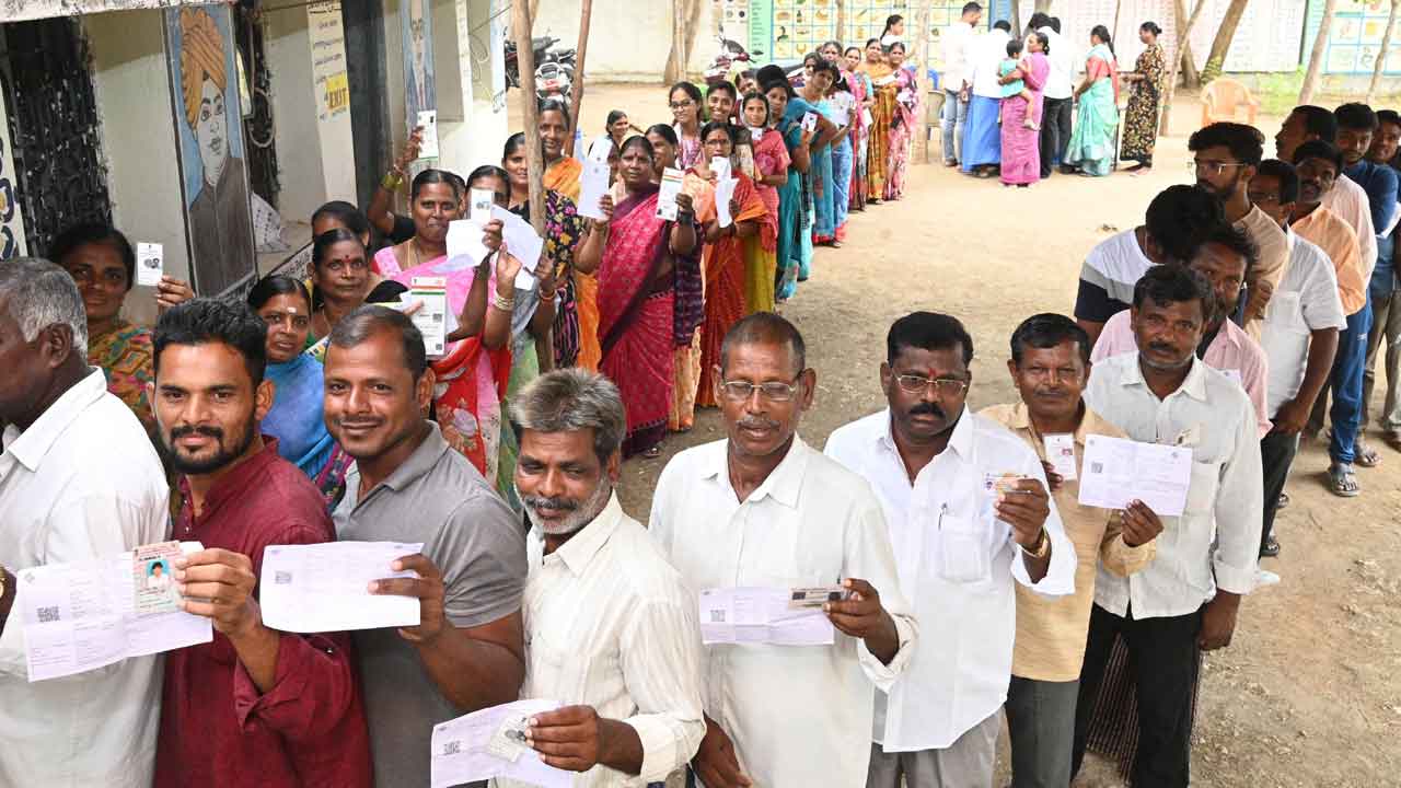 పెరిగిన పోలింగ్‌.. ప్రశాంతంగా ముగిసిన లోక్‌ సభ ఎన్నికలు