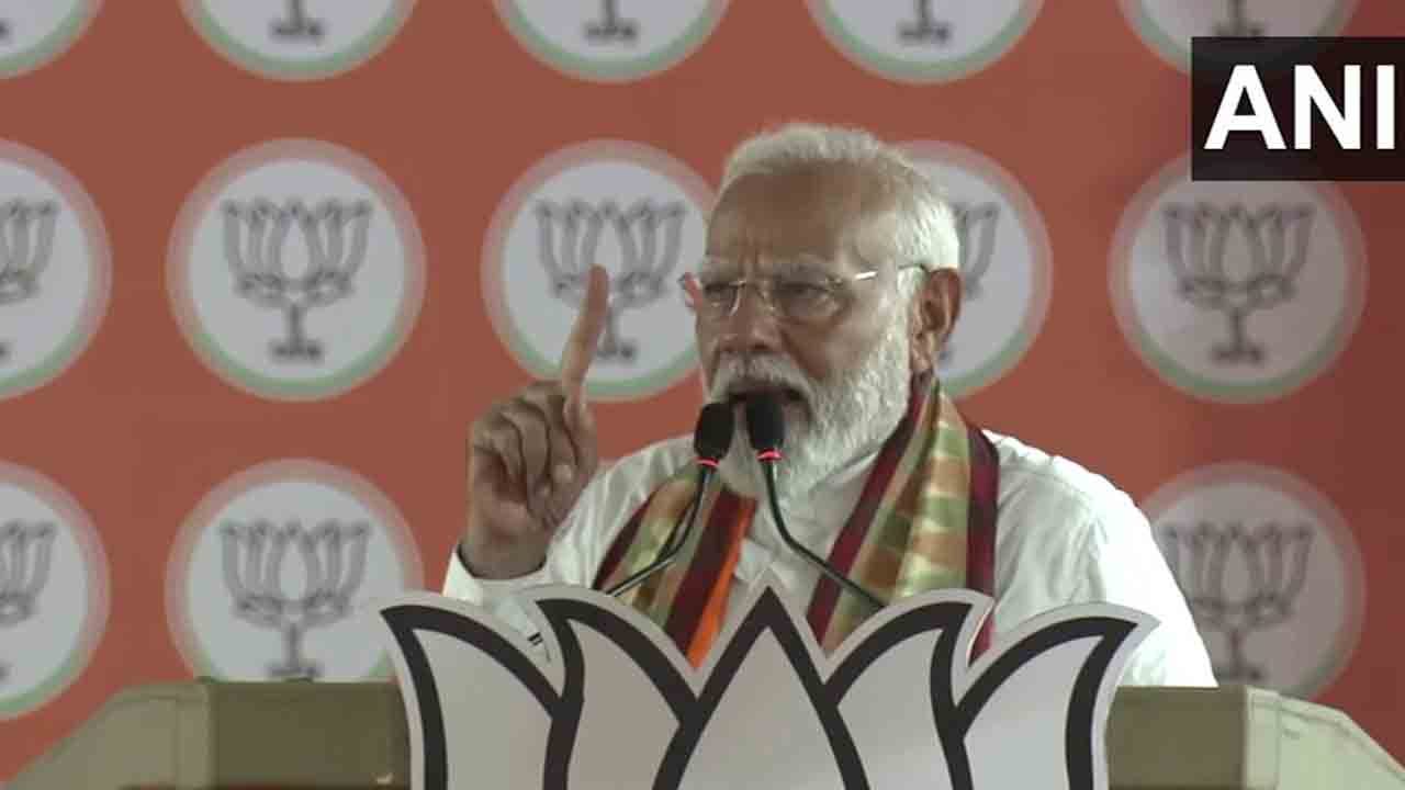 Loksabha Elections 2024 | కాంగ్రెస్ హయాంలో భారీ కుంభ‌కోణాల‌తో కుంటుప‌డిన అభివృద్ధి : మోదీ