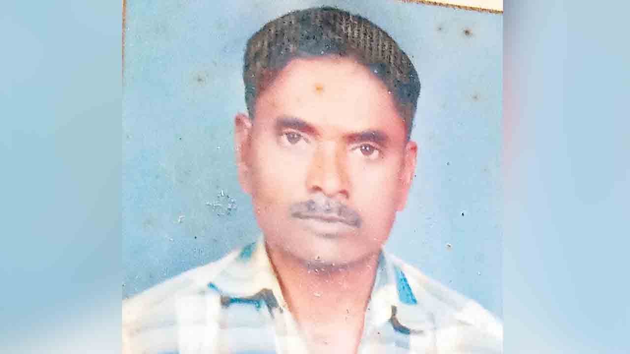 ఇంటి నుంచి వెళ్లిన ఐదు నిమిషాలకే..