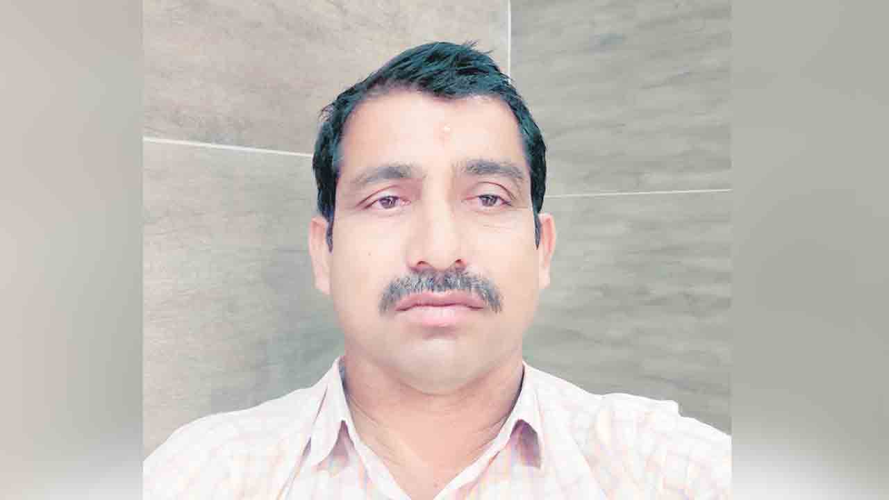 గుండెపోటుతో ఫిజికల్‌ డైరెక్టర్‌ మృతి