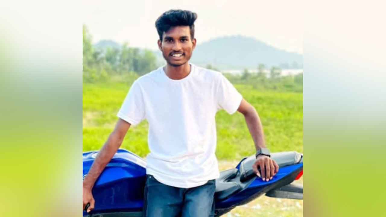 Committed suicide | సిరిసిల్ల జిల్లాలో విషాదం.. చెరువులో దూకి యువకుడి ఆత్మహత్య