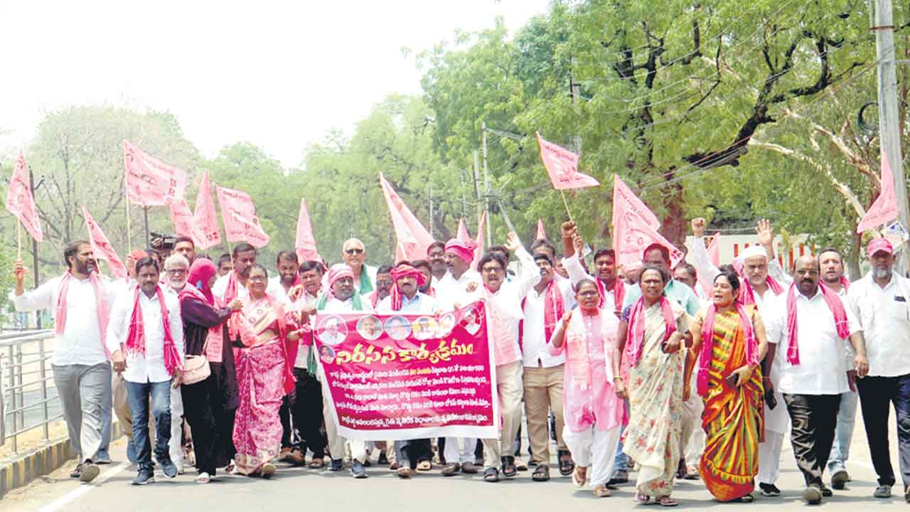 నాలుక మర్లేసిన సర్కారుపై.. మర్లవడ్డ రైతన్న