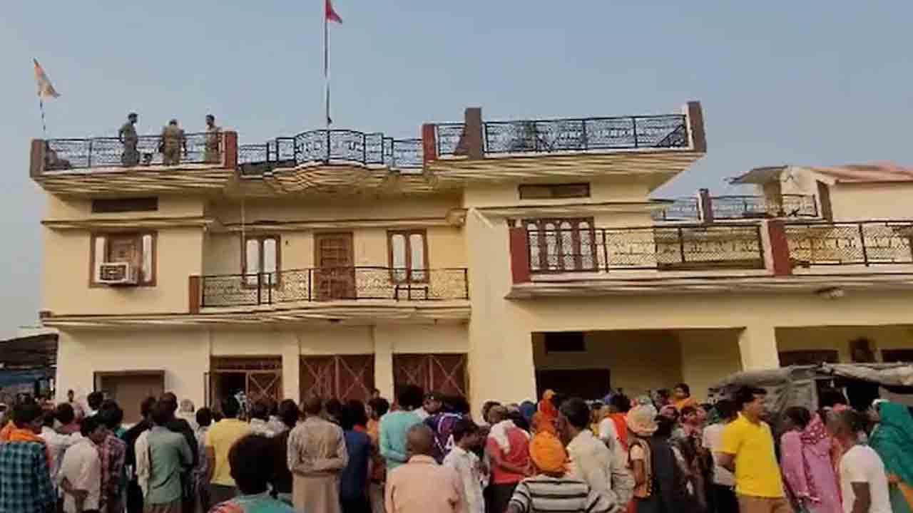 drug addict rampage | డ్రగ్స్‌, మద్యానికి బానిసైన వ్యక్తి.. కుటుంబాన్ని హత్య చేసి ఆత్మహత్య