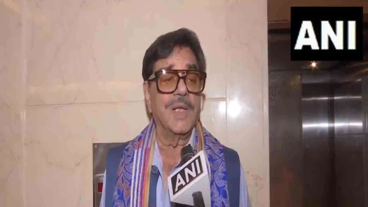 Shatrughan Sinha | మెడిటేష‌న్ కోసం కాదు ప్ర‌చారం కోస‌మే.. : మోదీ మౌన‌ ముద్ర‌పై శ‌త్రుఘ్న సిన్హా