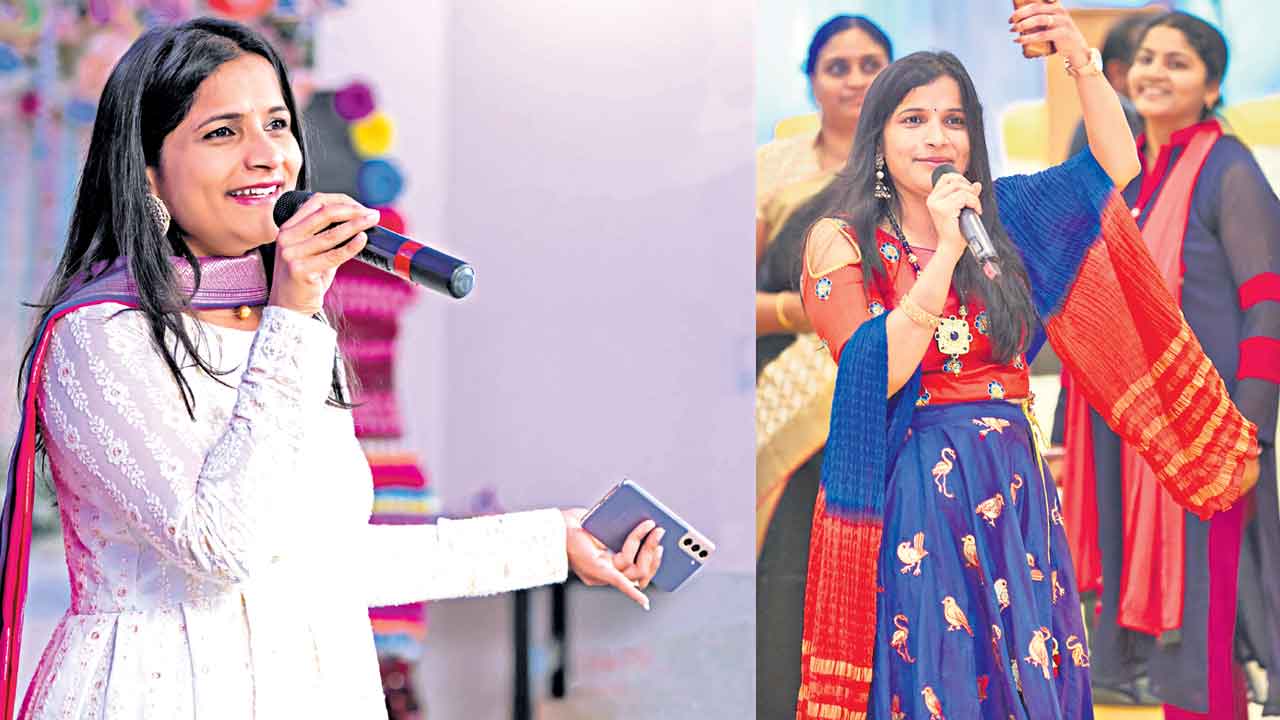 Swathi Reddy | పాటలు తోటలో స్వాతి చినుకులు