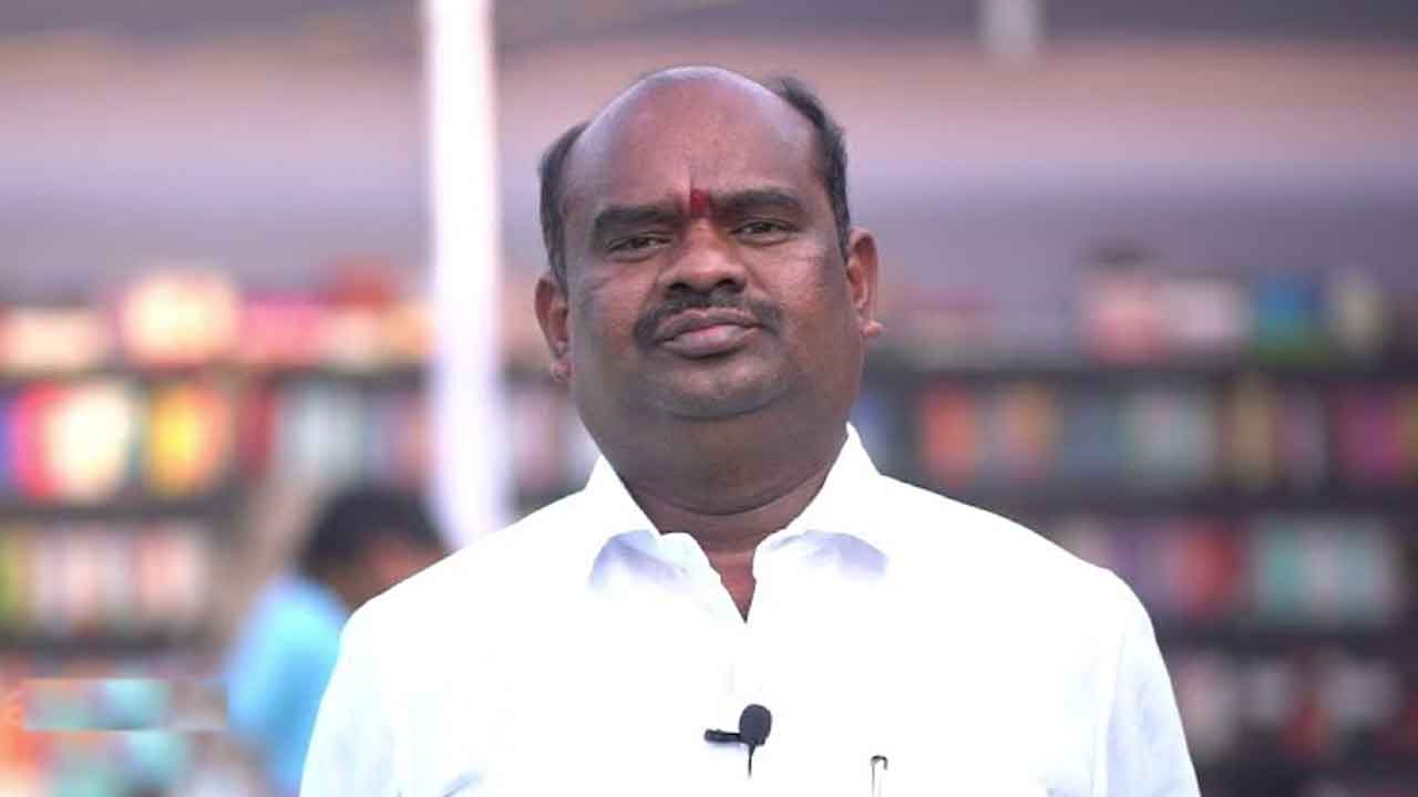 మంత్రి ఉత్తమ్‌కు ఏలేటి క్షమాపణ చెప్పాలి