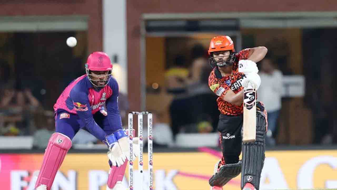 SRH vs RR | త్రిపాఠి తుఫాన్‌కు తెర‌.. ప‌వ‌ర్ ప్లేలో హైద‌రాబాద్ స్కోర్..?