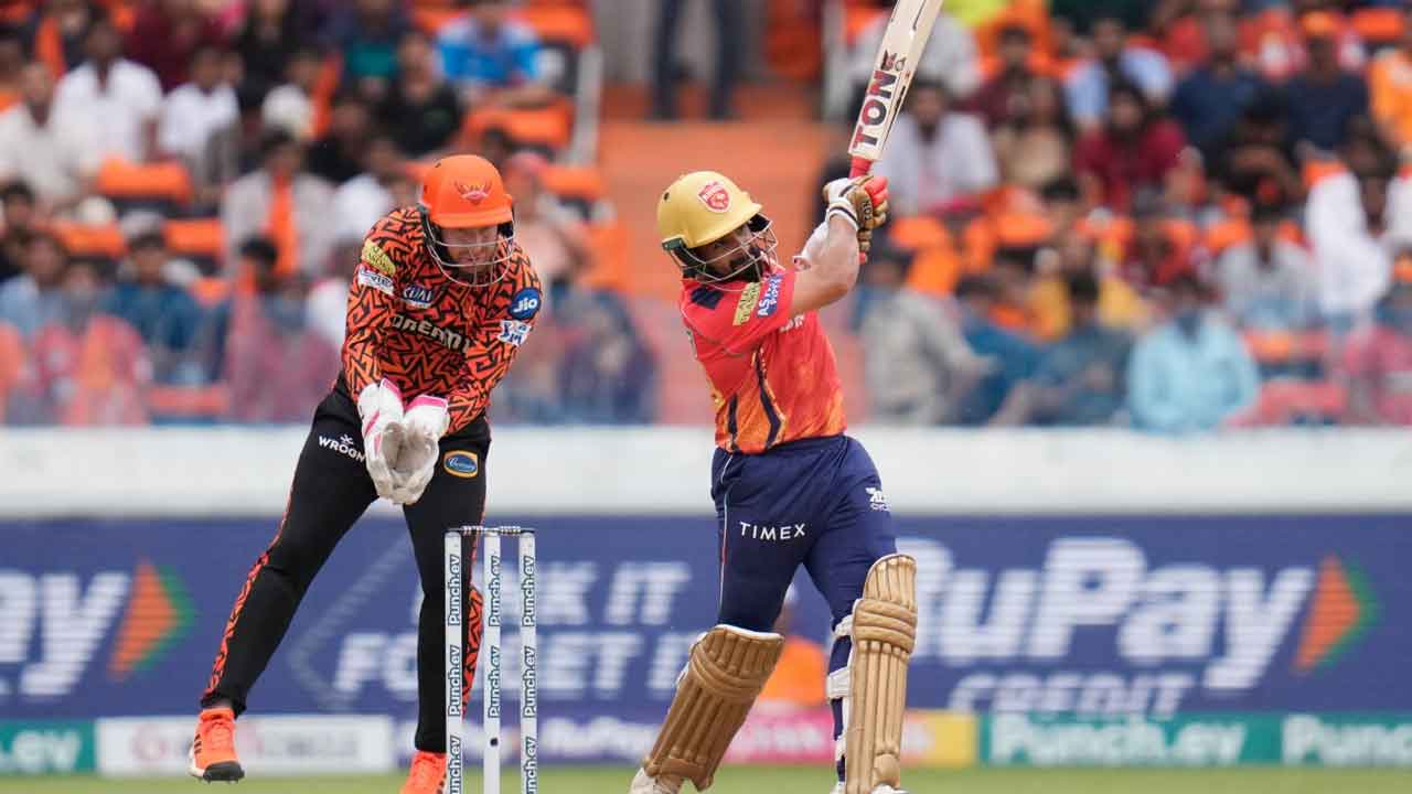 SRH vs PBKS | దంచికొడుతున్న పంజాబ్.. పవర్ ప్లేలో స్కోర్ ఎంతంటే ?