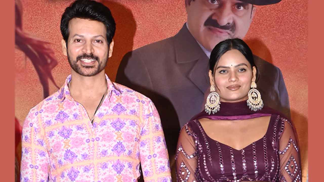 రొమాంటిక్ సిల్క్శారీ