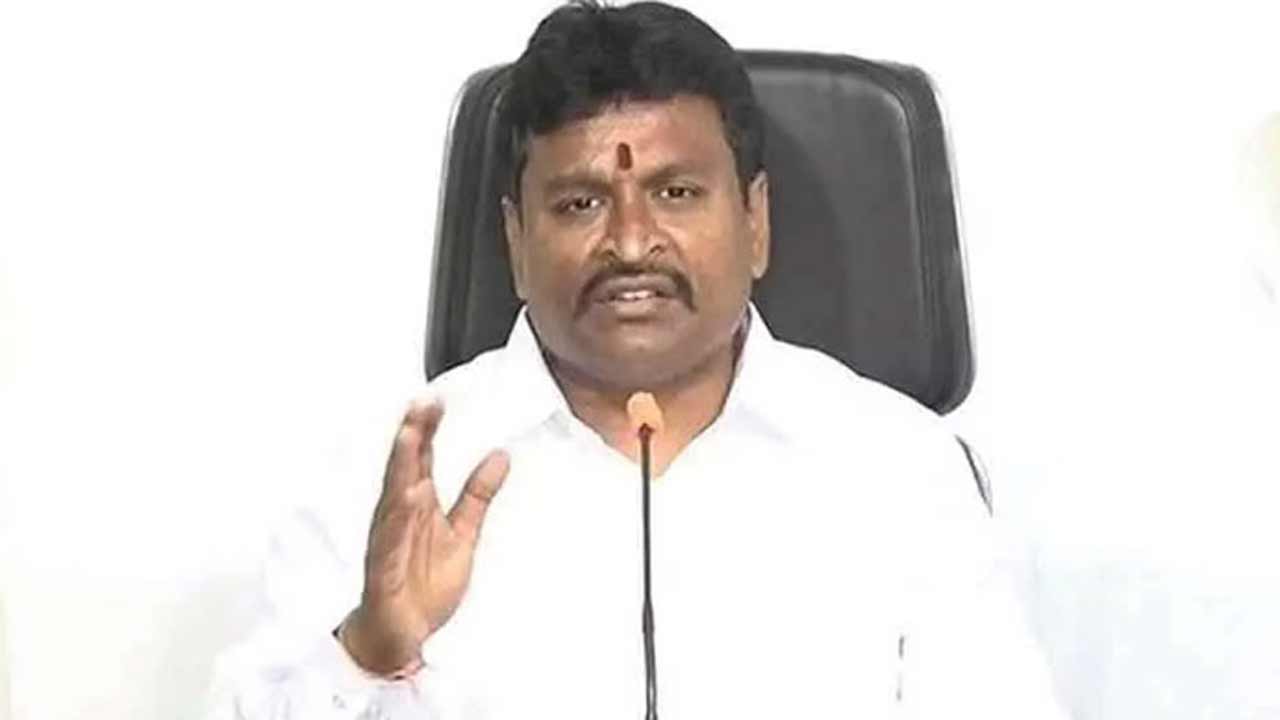 Pawan Kalyan | చంద్రబాబు కోసం పవన్‌ బానిసలా బతుకుతున్నాడు.. వెల్లంపల్లి సెటైర్లు