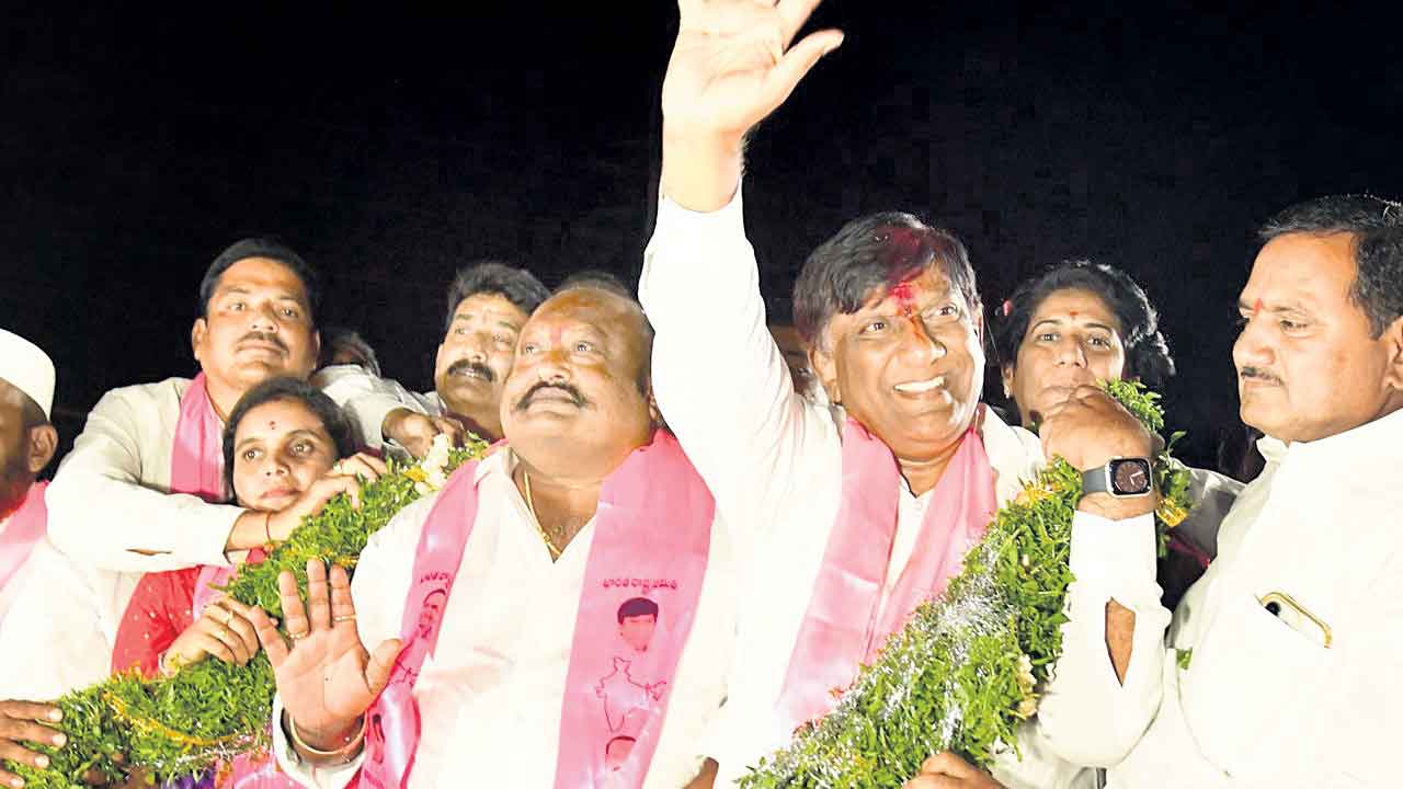 కాంగ్రెస్‌ను నమ్మద్దు.. బీజేపీ మాయలో పడద్దు