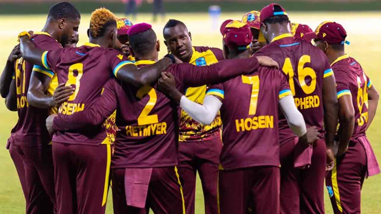 T20 World Cup: టీ20 వ‌ర‌ల్డ్‌క‌ప్ వార్మ‌ప్‌లో ఆస్ట్రేలియాకు షాక్‌