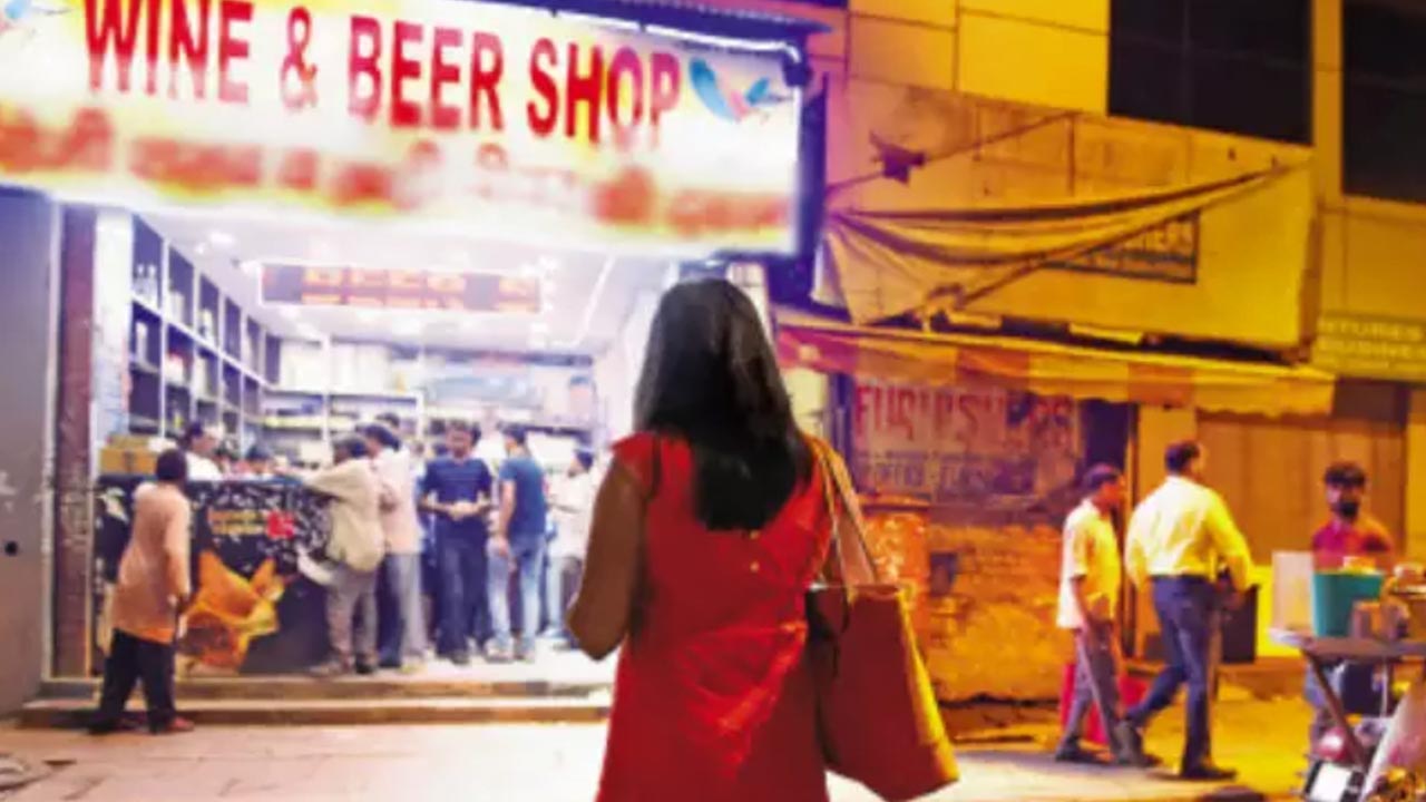 Hyderabad | భర్తను కొట్టారని.. వైన్‌ షాప్‌పై దాడిచేసిన భార్య