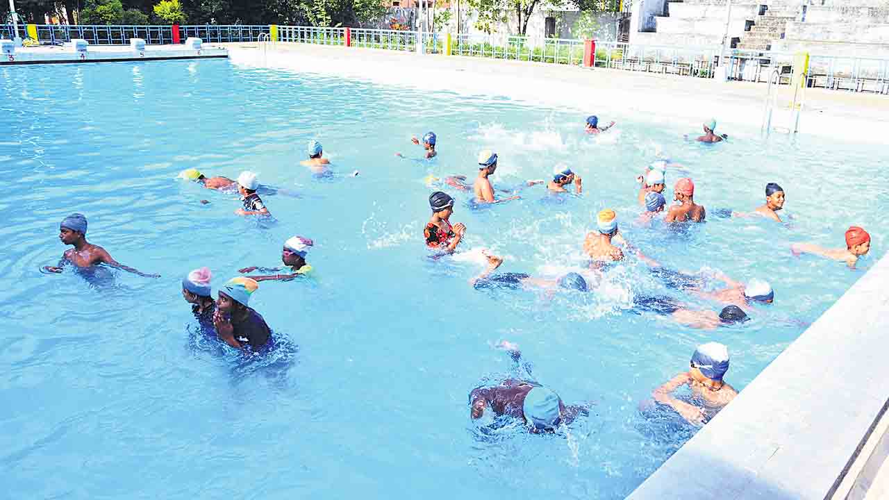 స్విమ్మింగ్‌..జోష్‌