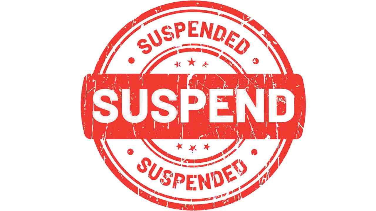 సివిల్‌ సప్లయ్‌ అధికారులపై వేటు