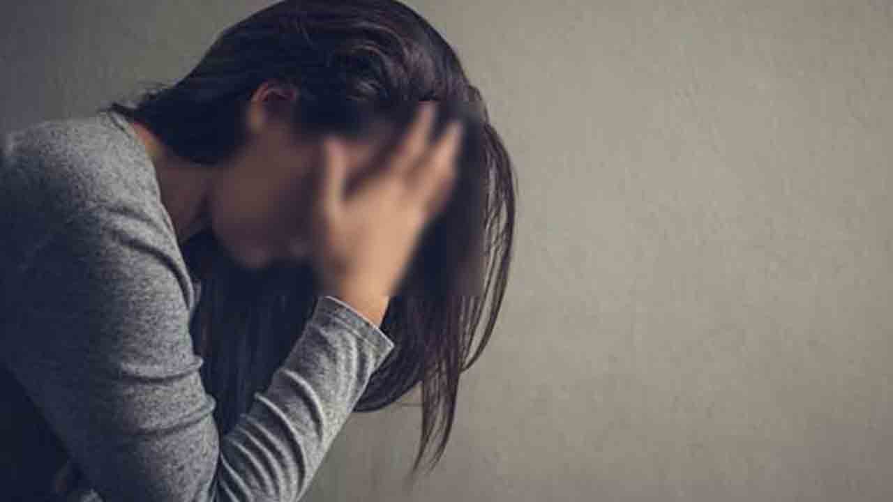 CBIT | సీబీఐటీలో సిబ్బందికి లైంగిక వేధింపులు