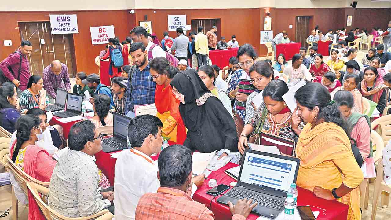 TREIRB | వాళ్లు అర్హులా? అనర్హులా?.. గురుకుల నియామకాలపై ట్రిబ్‌ తర్జనభర్జన