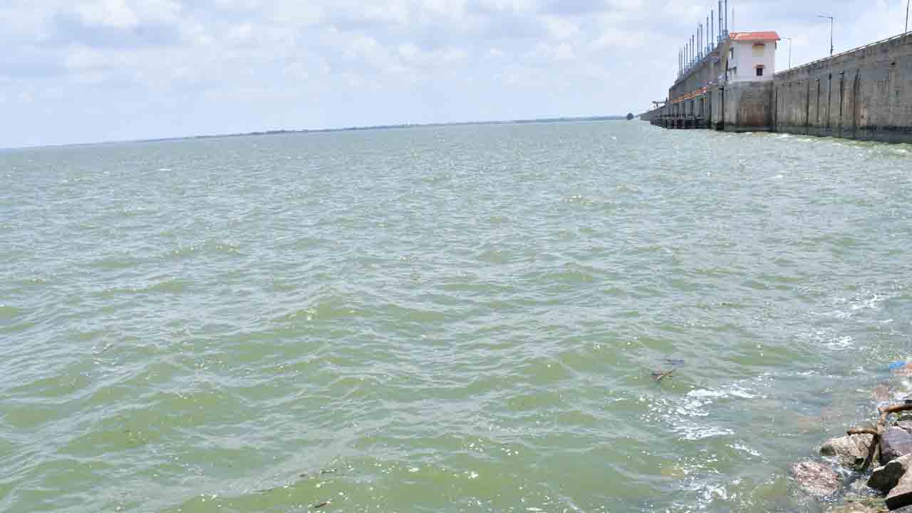 జూరాలకు భారీ వరద