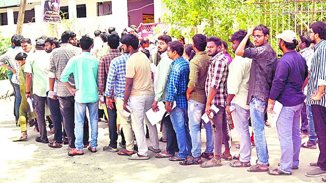 ప్రశాంతంగా సివిల్స్‌ ప్రిలిమినరీ పరీక్ష