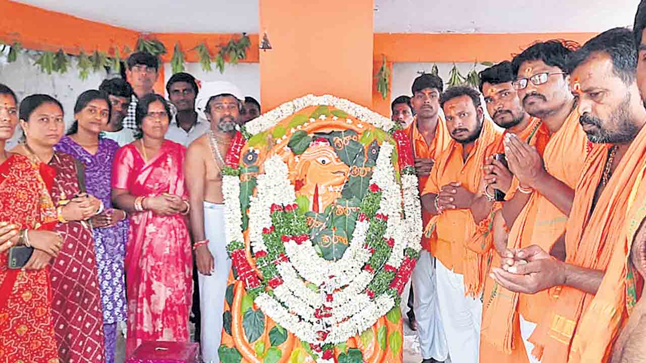 భక్తిశ్రద్ధలతో హనుమాన్‌ జయంతి